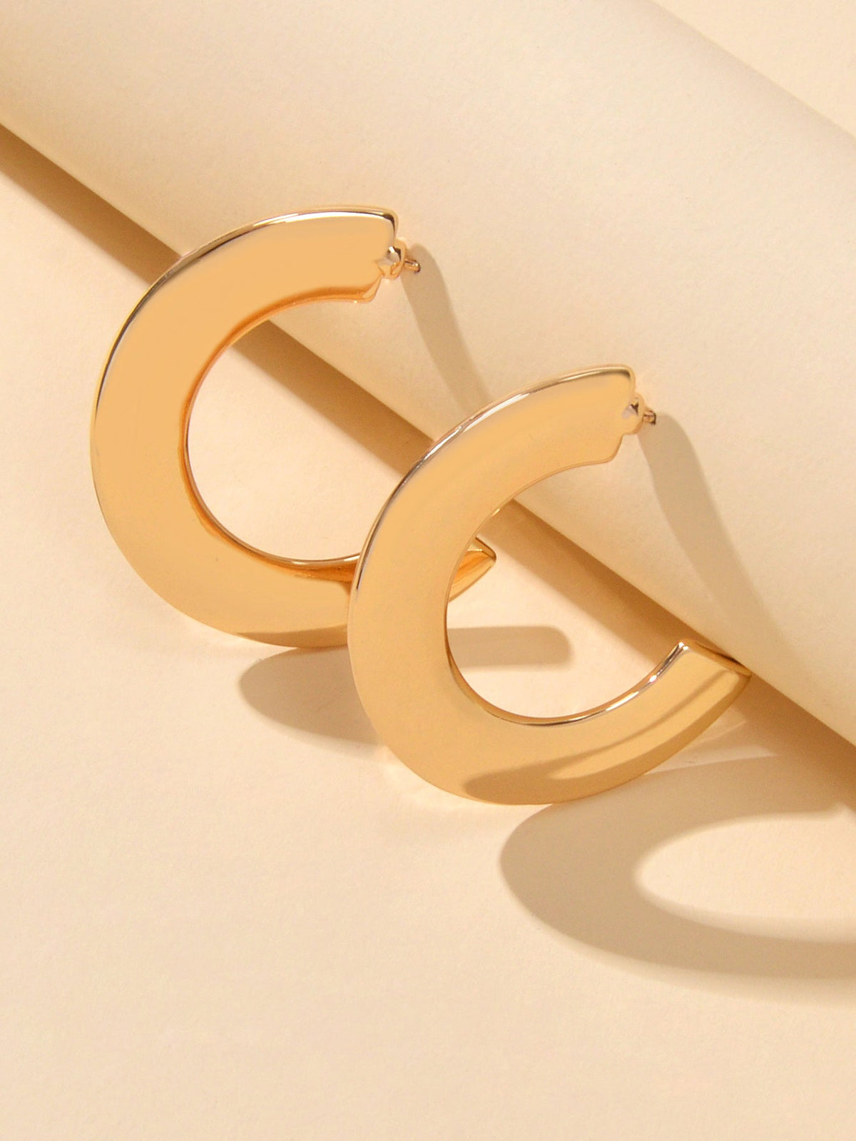 Gold Metal C shape Hoop Huggie Stud Earrings Women Party Decoration Jewellery